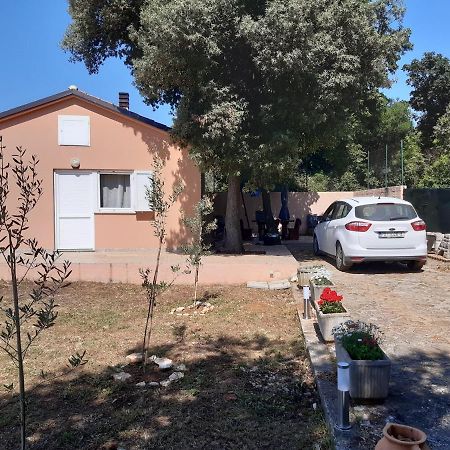 LAVE II cozy house Villa Ližnjan Eksteriør billede