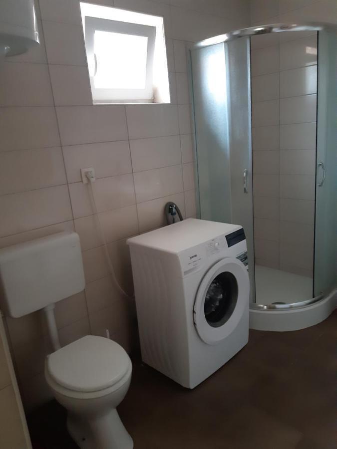 LAVE II cozy house Villa Ližnjan Eksteriør billede
