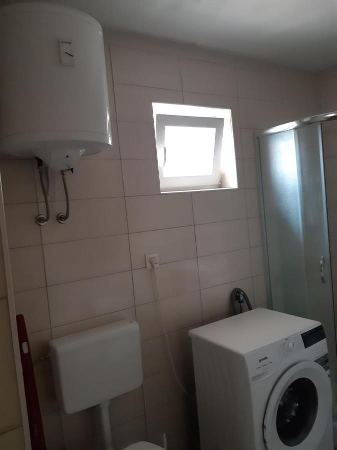 LAVE II cozy house Villa Ližnjan Eksteriør billede