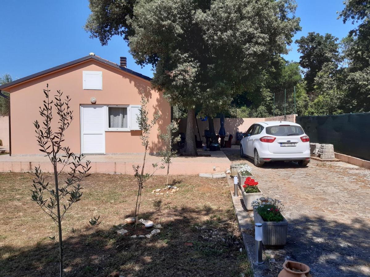 LAVE II cozy house Villa Ližnjan Eksteriør billede