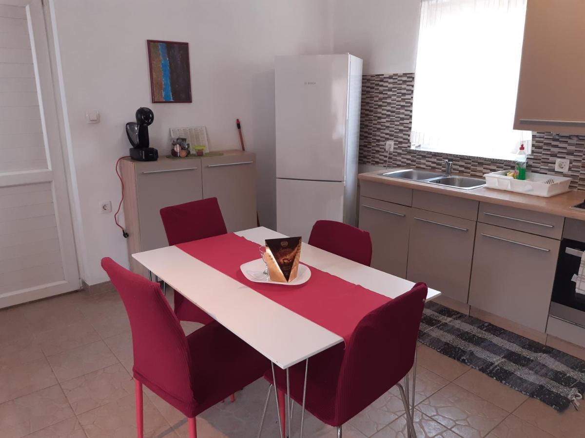 LAVE II cozy house Villa Ližnjan Eksteriør billede